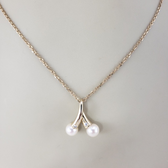 14 Karat Yellow Gold Pearl and Diamond Pendant #18661 - Picture 7 of 7